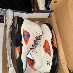 Air Jordan Retro 5 Sneakers